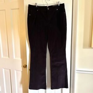 Jones & Co Jones New York High Waisted Skinny Boot Cut Velvet Jean Size Sixteen